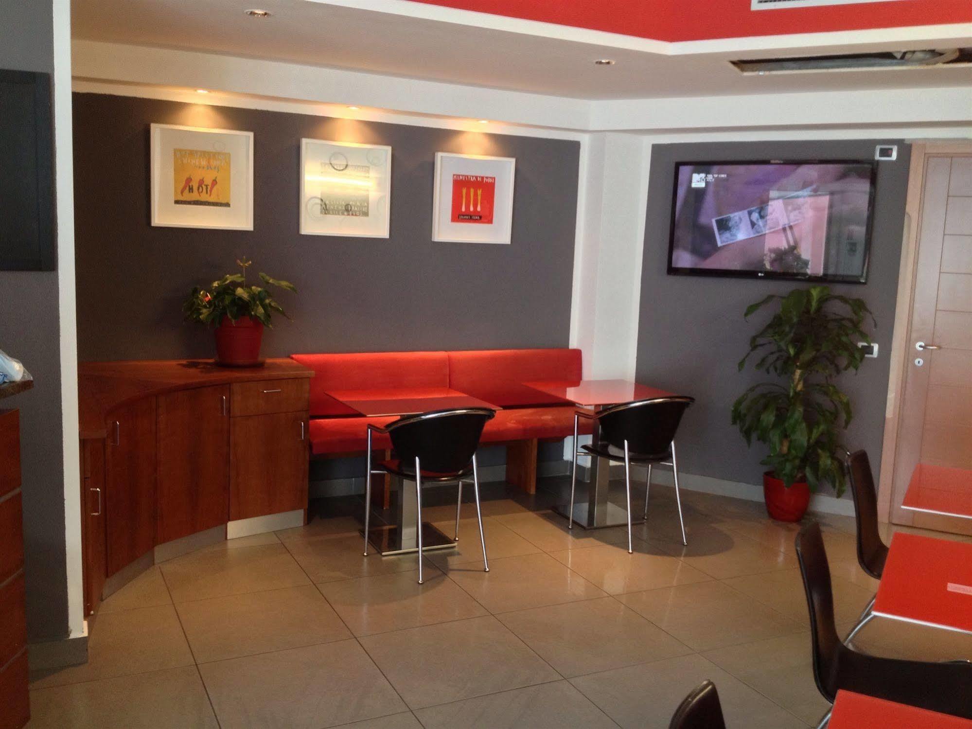 Hotel Domus Expo بارابْياغو المظهر الخارجي الصورة